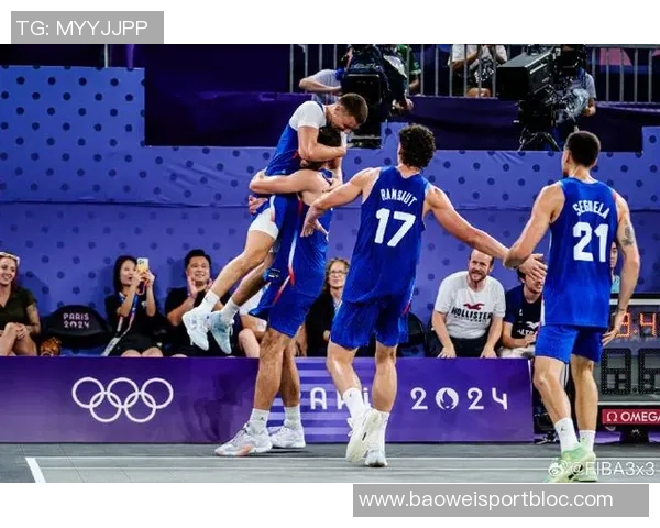 FIBA官推盘点历史经典逆转时刻米勒麦迪与立陶宛后卫的精彩表现