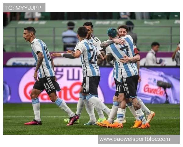 梅西精彩兜射破门助迈阿密领先亚特兰大联苏牙中楣错失良机